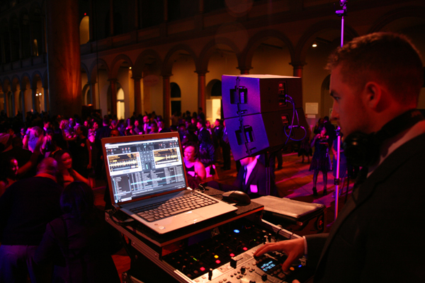 A Step-by-Step Checklist for Hiring the Right DJ for Corporate Events